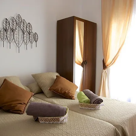 Plaza De Austria Cordoba