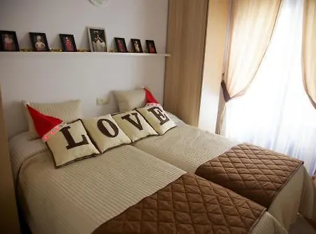 アパルタメントス プラザ デ オーストリア * コルドバ