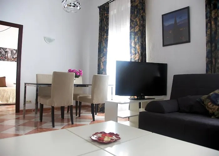 Apartman Plaza De Austria *