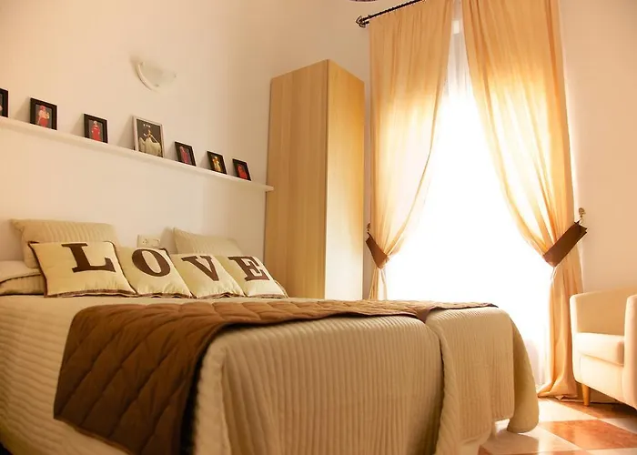 Apartman Plaza De Austria *
